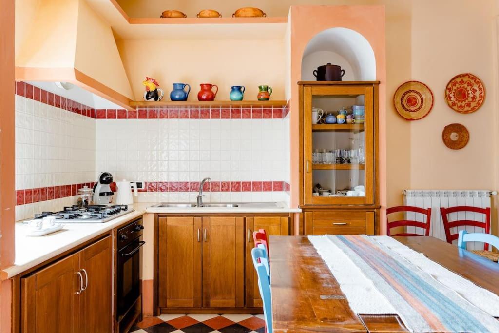 Hotel I Gerani Rossi à Paulilatino Extérieur photo